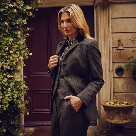 Women’s tweed